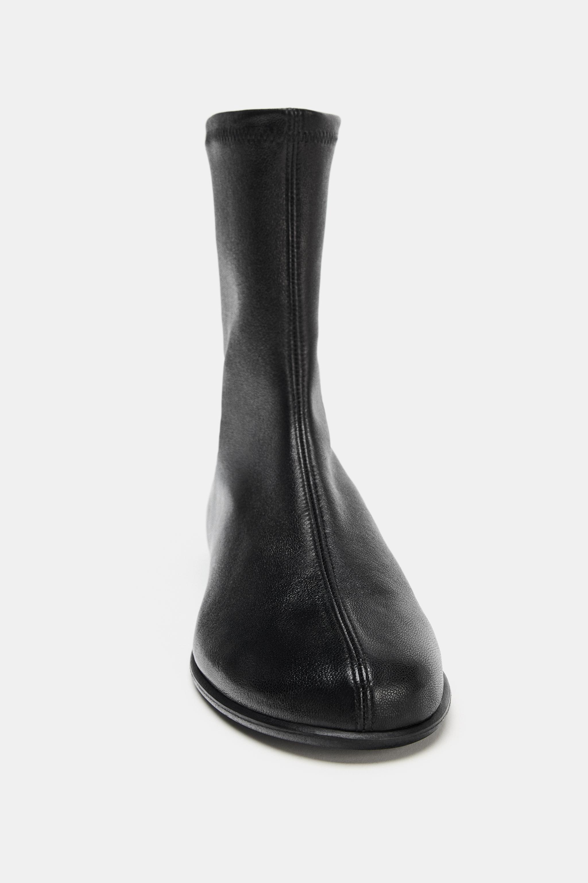 SOFT LEATHER ANKLE BOOTS